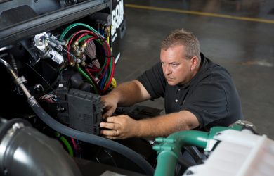 Beacon Transport Truck Mechanic